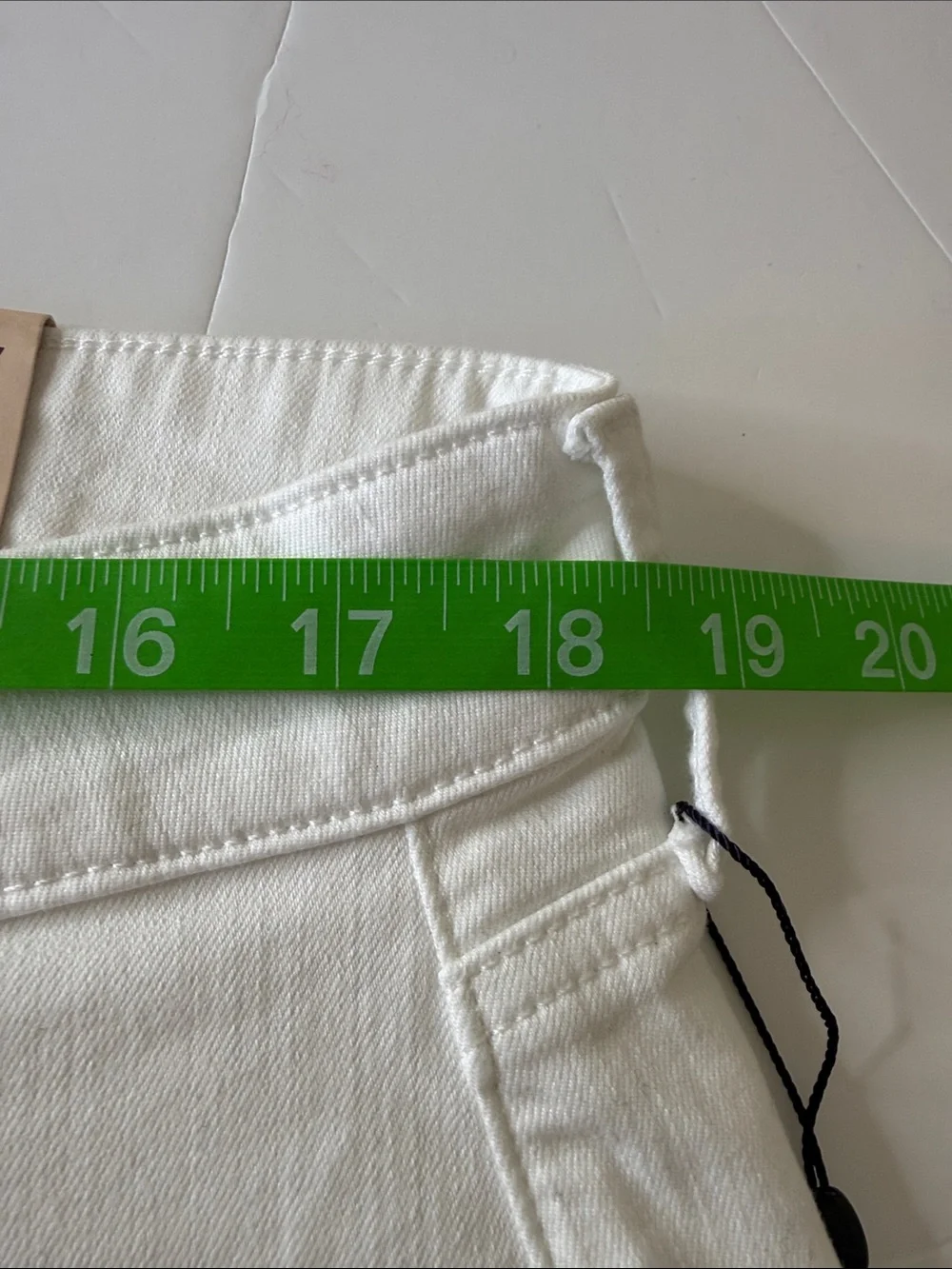 NYDJ Ella Shorts with Side Slits Optic White Size 14W